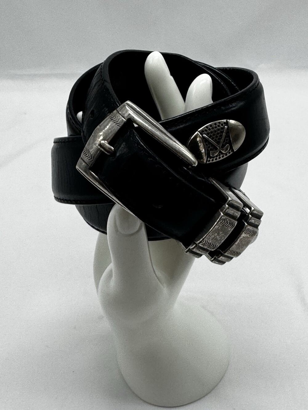 Black Leather PGA Tour Silvertone Medallion Belt Sz 42 47” Long Golf Club